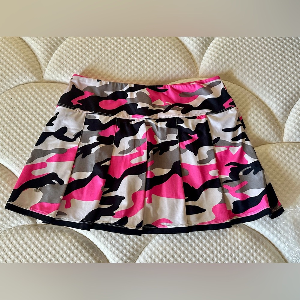 Bollé High Performance Pink, White and Black Skirt